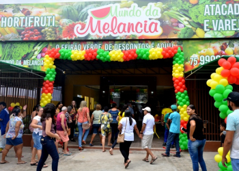 Inaugurado em Coité Mundo da Melancia; tudo em hotifrúti de primeira qualidade