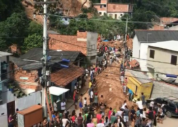 RJ – Dez pessoas morrem em deslizamento em Niterói