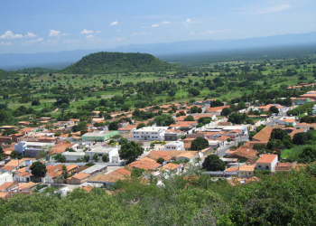 Três jovens morrem após receberem choque elétrico durante limpeza de cisterna