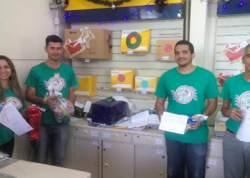Correios de Coité tem quantidade recorde de cartinhas para o Papai Noel; adote a sua e faça uma criança feliz