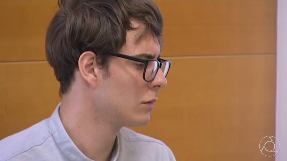 Brasileiro é condenado à prisão perpétua pela morte de tio e primos na Espanha