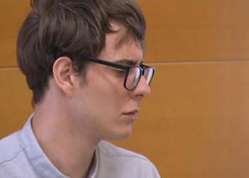 Brasileiro é condenado à prisão perpétua pela morte de tio e primos na Espanha