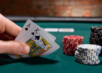 Poker: o esporte da mente que conquistou o país
