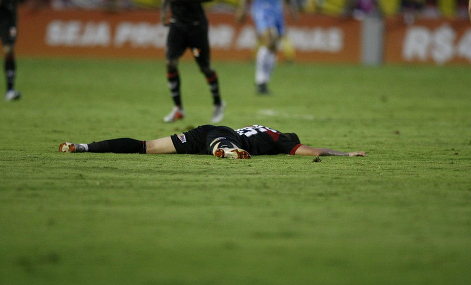 Após empate da Chape, Vitória está rebaixado à Série B