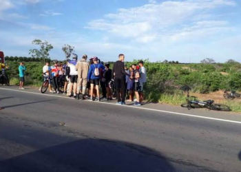 PE – Motorista alcoolizado atropela e mata dois ciclistas na BR-428 em Petrolina
