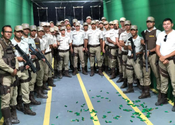 Alunos do  CFS do 16º Batalhão de Polícia Militar participam de instrução prática de tiro