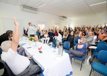 Delegados voltam atrás na decisão de entregar os cargos