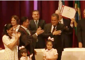 Durante ato de Diplomação, Alex da Piatã é anunciado como novo líder do PSD na ALBA
