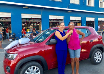 Moradora do Açude de Tapera é a ganhadora do carro zero quilometro sorteado pelo Max Santa Luzia