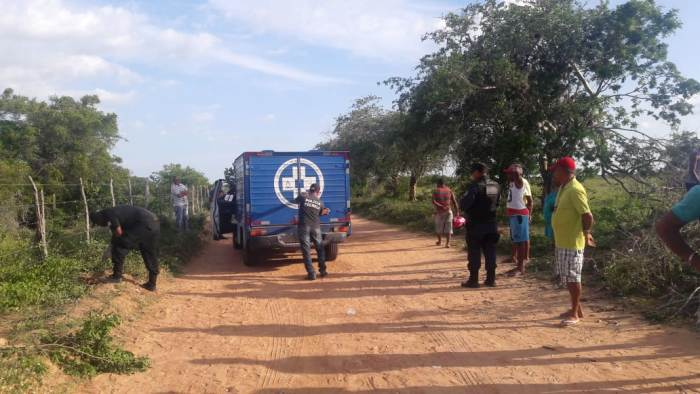 Homem encontrado morto em estrada vicinal pode ter sido vítima de latrocínio
