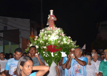 Grande procissão movimentou comunidade luzense em louvor a Santa Luzia