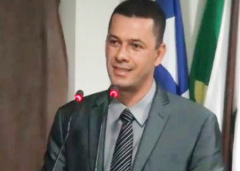 Vereador acusado de homicídio é eleito para presidência da Câmara de Campo Formoso