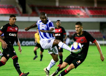 Na estreia da Copa do Nordeste, Vitória empata com CSA em Maceió