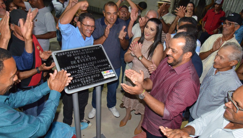 Sátiro Dias – Prefeitura entrega complexo de praças no Distrito de Mimoso