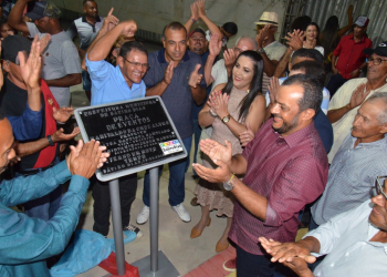 Sátiro Dias – Prefeitura entrega complexo de praças no Distrito de Mimoso