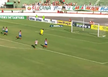 Como no Nordestão, o Bahia não passou do empate na estreia do Baianão com o Flu em Feira