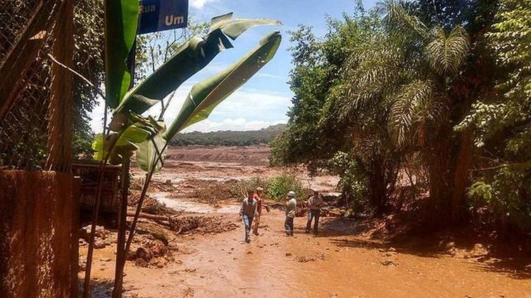 MG – Barragem da Vale se rompe em Brumadinho