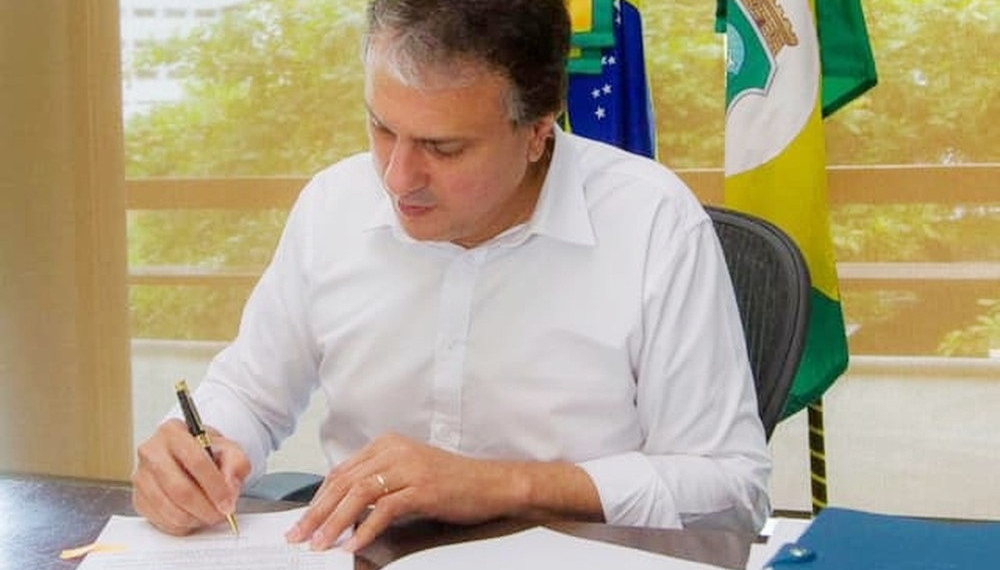 CE – Governador sanciona novas leis para conter ataques no estado