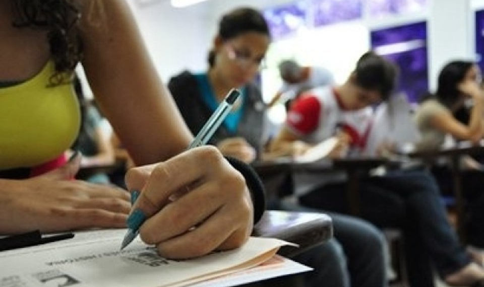 Ministério da Educação adia inscrições do ProUni e do Fies