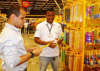 Ibametro fiscaliza material escolar