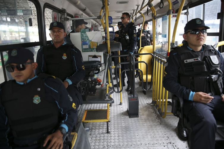 Polícia prende 110 e registra três mortes no Ceará