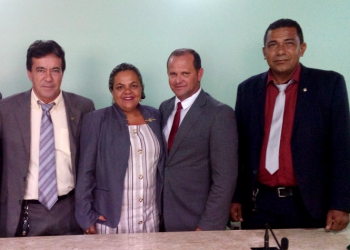 São Domingos I – Com ausência dos vereadores governistas, nova Mesa Diretora da Câmara é empossada