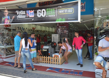 Real Calçados de Coité realiza sorteio de prêmios da Campanha Natal Show
