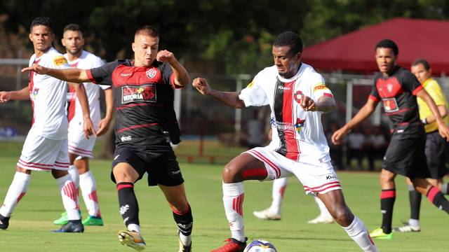 Vitória jogando em casa empata com Moto Club no seu segundo jogo pela Copa do NE