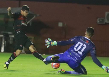 No Barradão, Vitória bate o xará de Conquista pelo Campeonato Baiano