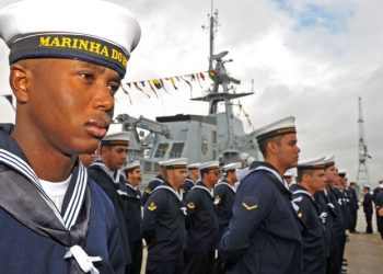 Marinha e Exército abrem inscrições para 2.060 vagas de nível médio