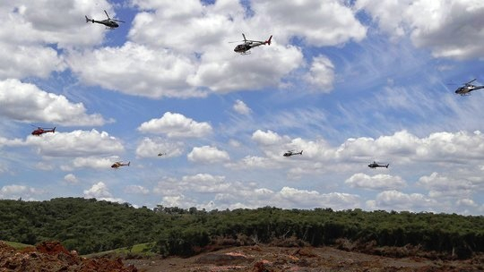 MG – Sobe para 121 o número de mortes em Brumadinho; 226 continuam desaparecidos