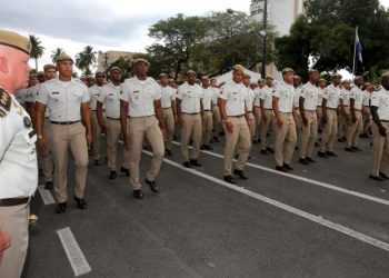 Cerimônia forma 2.801 soldados da Polícia Militar e Corpo de Bombeiros