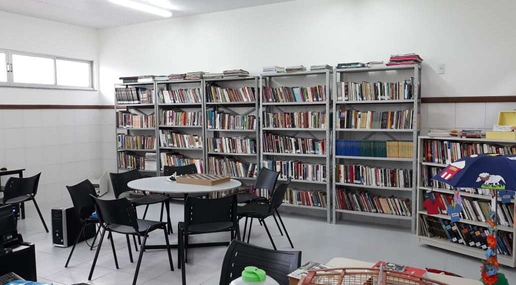 Prefeitura de Retirolândia reinaugura biblioteca Aloísio Fagundes