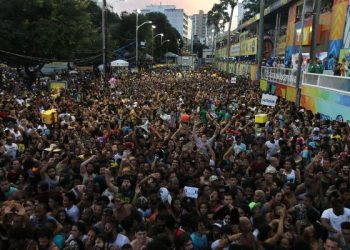 Carnaval de Salvador: quatro pessoas são baleadas após confusão em circuito do Campo Grande