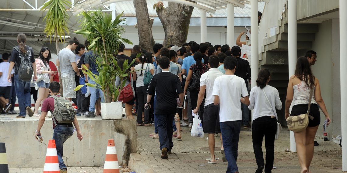 Taxa do Enem será R$ 85; isenção pode ser solicitada em abril