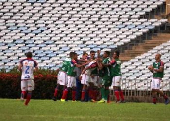 No sábado de carnaval, o Bahia faz a festa no Piauí ao vencer o Altos por 5 a 0 pela Copa do NE