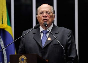 Autor de pedido contra Dilma afirma que vídeo de Bolsonaro é passível de impeachment