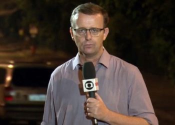 Jornalista Carlos de Lannoy é ameaçado por cobertura de carro fuzilado pelo Exército
