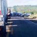 Carreta tomba na BR 116 e deixa trânsito lento