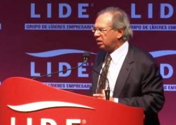 Guedes diz que, ‘sem dinheiro’, governadores e prefeitos do PT apoiam reformas de Bolsonaro