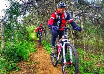 Aposentado de 69 anos é destaque em grupo de ciclismo pelo bom desempenho