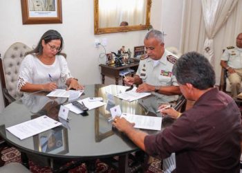Prefeitura de Valente assina termo para implantação do sistema dos colégios da Policia Militar
