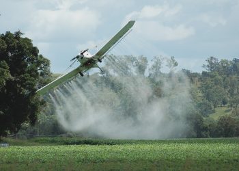 Ritmo de liberação de agrotóxicos em 2019 é o maior já registrado