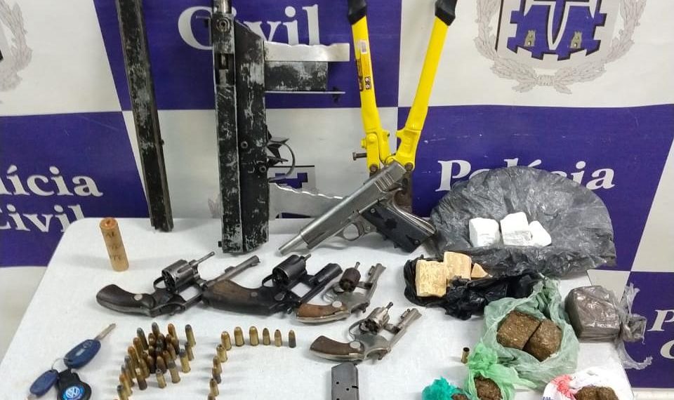 Senhor do Bonfim – Três acusados de tráfico de drogas são mortos em confronto com a Polícia Civil