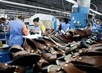 Fábrica de calçados vai investir R$ 3,8 milhões em Serrinha