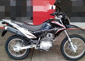 Coité – Moto Honda Bros é tomada de assalto no Bairro Açudinho