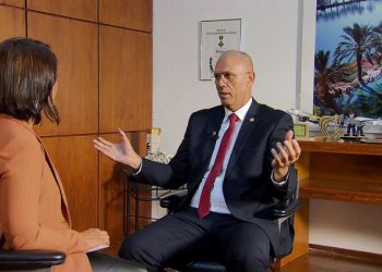 Embaixador de Israel diz que Brasil precisa melhorar segurança