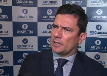 ‘Não estabeleci nenhuma condição’, afirma Moro após Bolsonaro dizer que o indicará ao STF