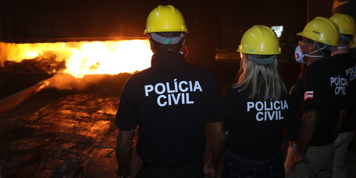Polícia Civil incinera R$ 50 milhões em maconha, cocaína e crack