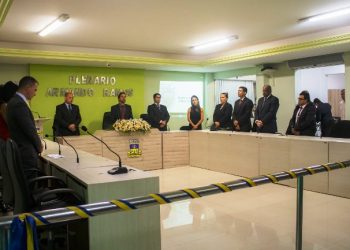 Em sessão solene, Câmara Municipal reconhece importante serviço prestado pela FARESI